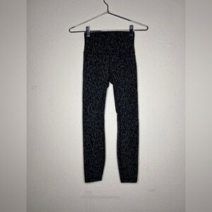 Lululemon Athletica black and grey pattern Leggings